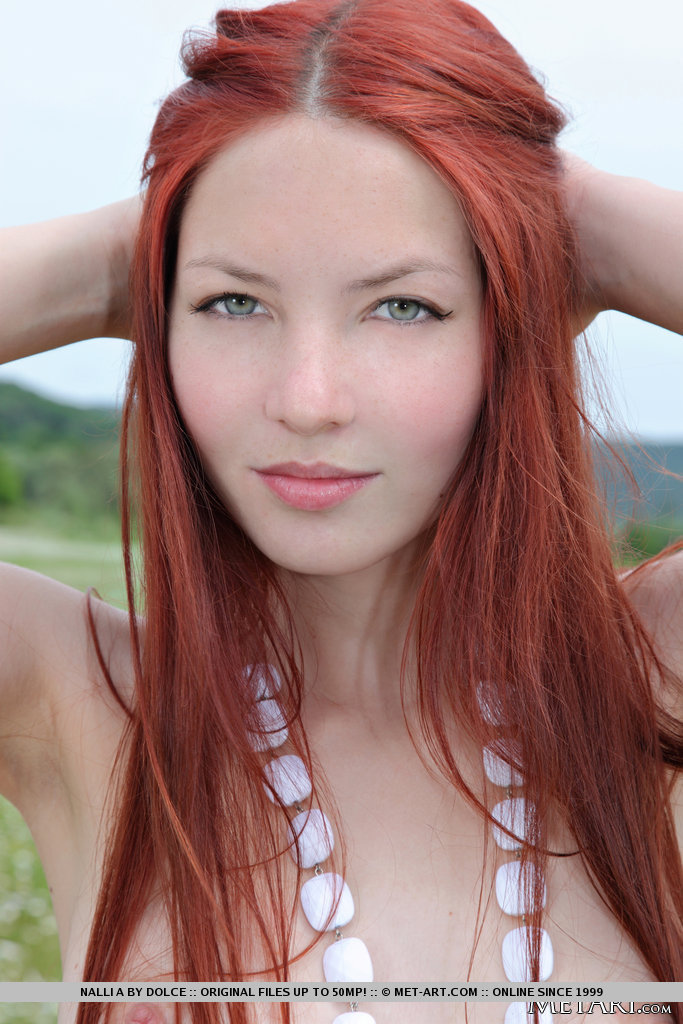 Pale redhead Nalli A showing off teeny tits & very hairy beaver in a field foto porno #428264806