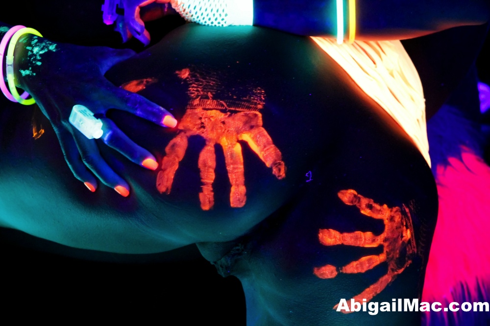 Abigail Mac Puba Network Glow in the dark lesbians photo porno #425593561