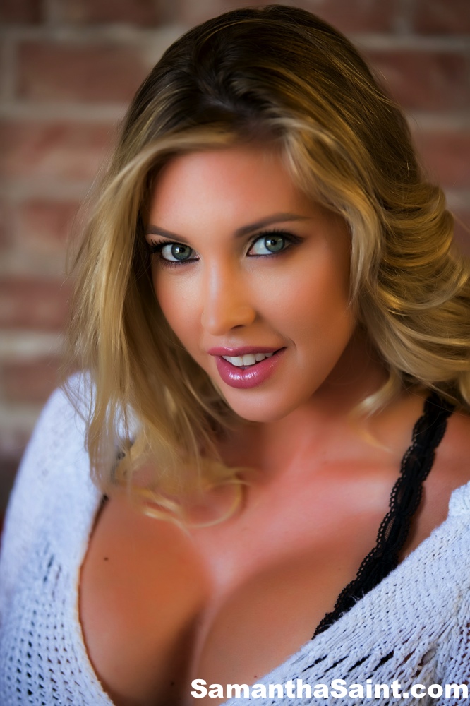 Famous pornstar Samantha Saint shows off her pretty face while modeling solo foto porno #429091867
