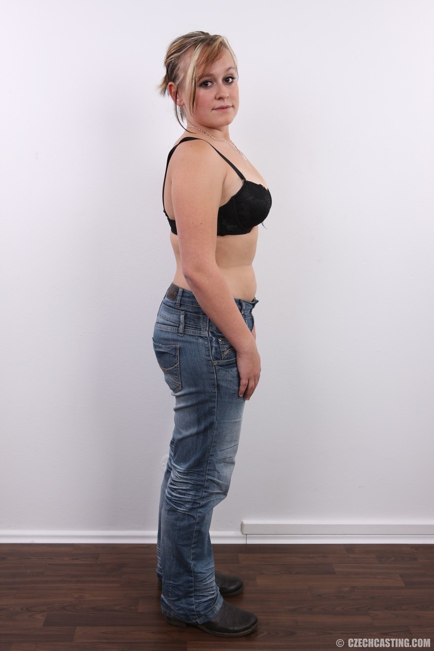 Chubby amateur female stands naked after removing her clothing foto porno #428413295 | Czech Casting Pics, Klara, Curvy, porno móvil