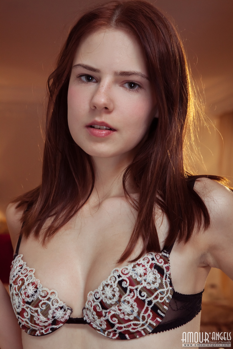 Pale redhead puts her shaved pussy on display after undressing over tea ポルノ写真 #428882075 | Amour Angels Pics, Bella, Thong, モバイルポルノ