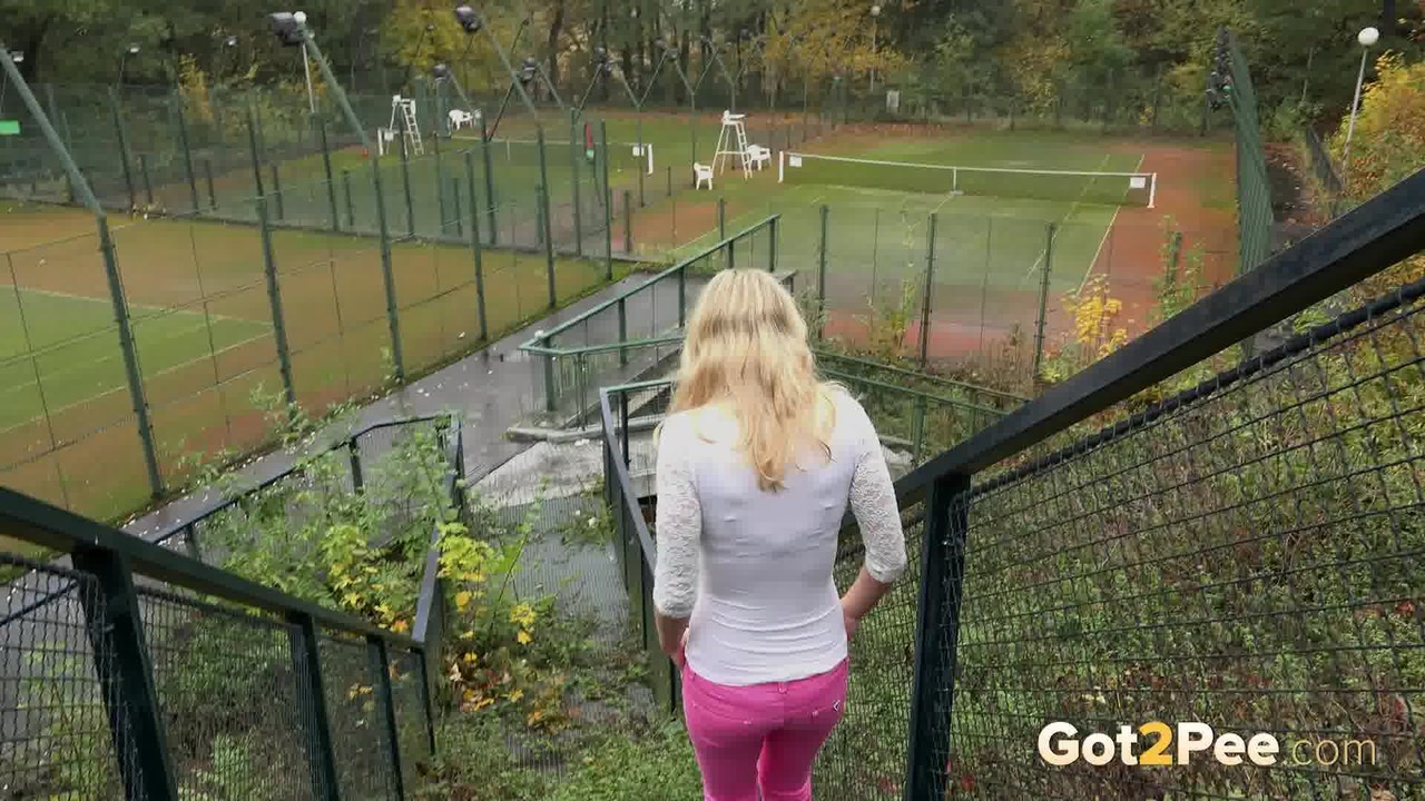 Blonde Victoria Pure pulling down her tight pants to pee on the bleachers 포르노 사진 #428771302 | Got 2 Pee Pics, Victoria Pure, Pissing, 모바일 포르노