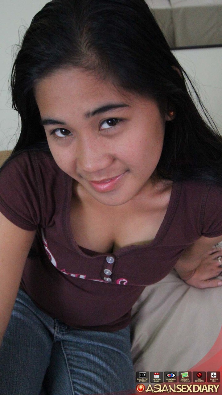 720px x 1280px - Chubby Filipina girl has her pussy filled with jizz by a sex tourist -  PornPics.com