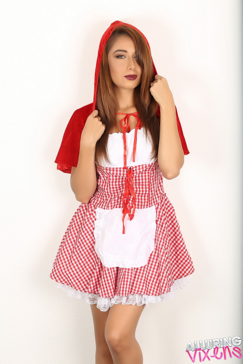 Cute girl Lilly flashes a no panty upskirt in Little Red Riding Hood outfit foto porno #423134144 | Alluring Vixens Pics, Lilly, Cosplay, porno mobile