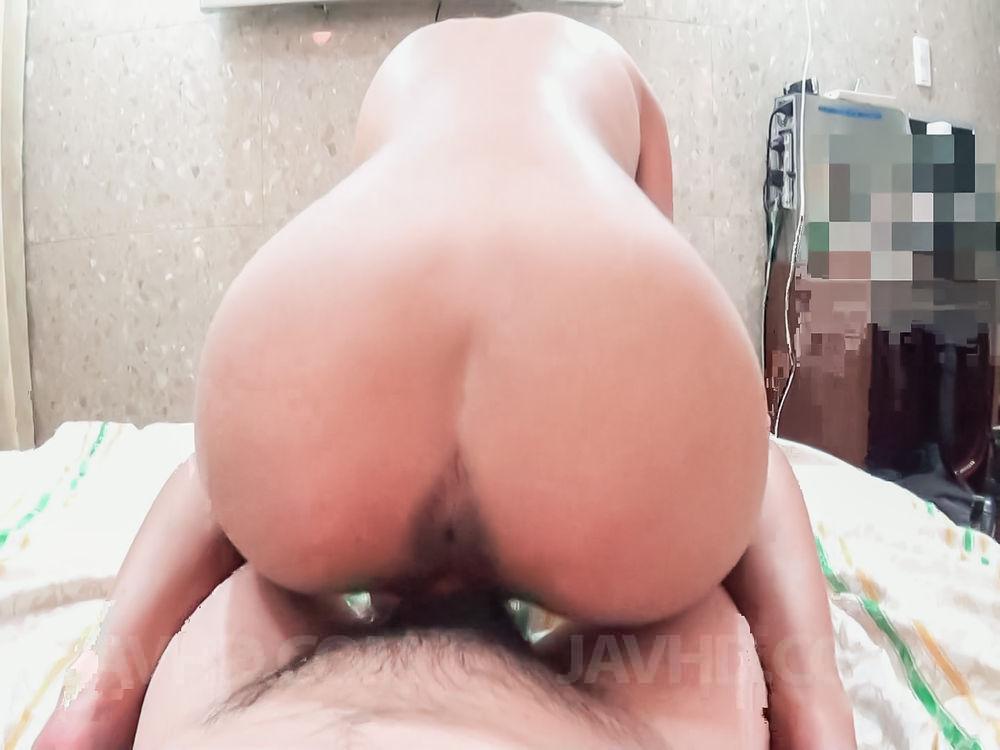 Miku Natsukawa arouses cunt with vibrator before getting boner ポルノ写真 #425499174