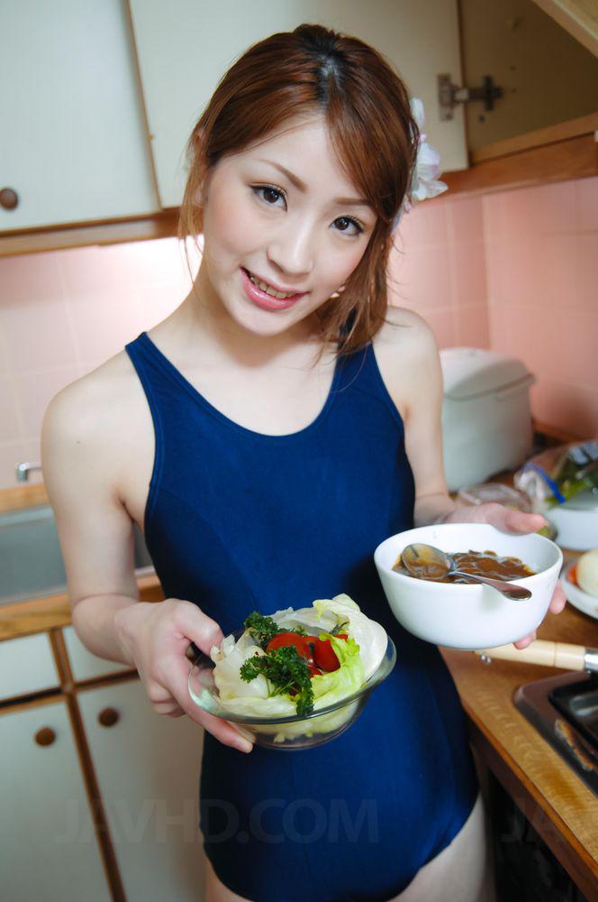 Cumtastic lunch is prepared by Yuu Mahiru and her explosive guy porno fotky #424796816