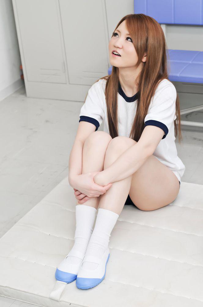 Raunchy Sakamoto Hikari takes on two hard dicks with her pussy 色情照片 #426560502