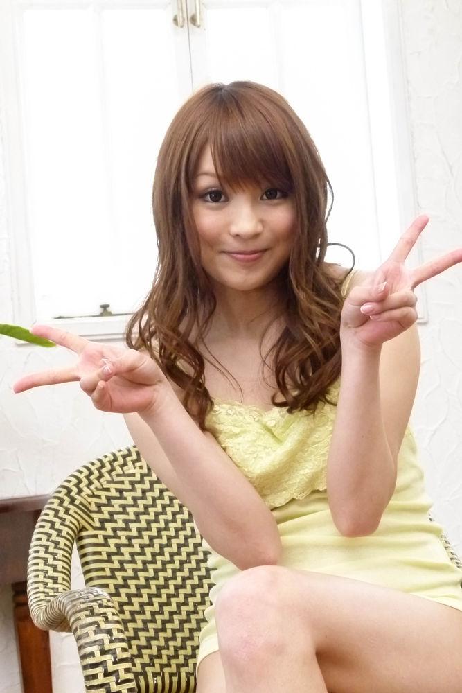 Maomi Nagasawa Asian plays with her titties ans rubs fish taco 色情照片 #425116098
