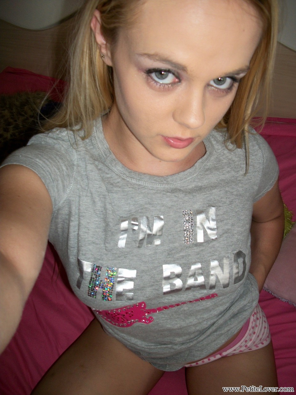 Cute blonde girl Bri Skies takes selfies while she exposes her horny body порно фото #428953959