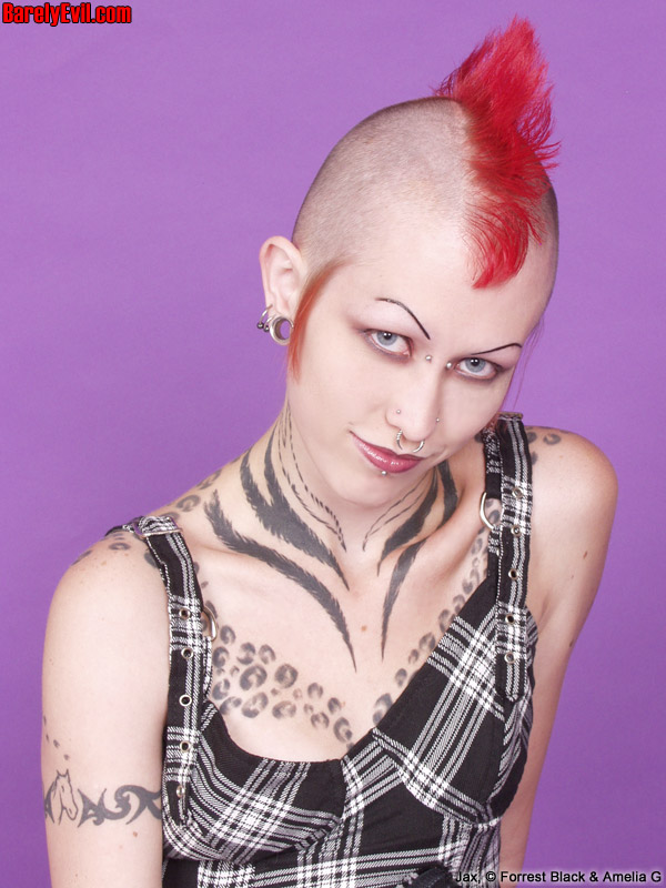 Mohawked punk slut fucks pussy with clear dildo 色情照片 #426718745 | Barely Evil Pics, Jax, Tattoo, 手机色情