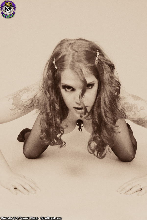 Classic Goth fetish Delilah shows off her corset foto porno #428104044 | Gothic Sluts Pics, Delilah, Fetish, porno móvil