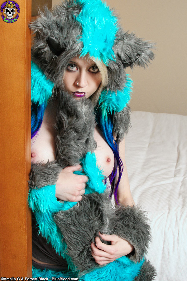 Adorable Petite Raver Kitty Girl in Fun Fur foto porno #428253947