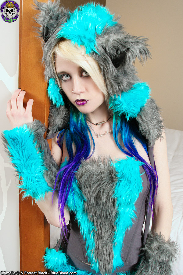 Adorable Petite Raver Kitty Girl in Fun Fur foto porno #428253949