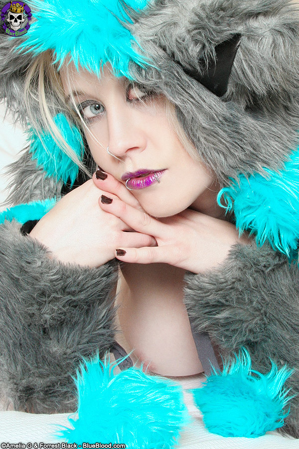 Adorable Petite Raver Kitty Girl in Fun Fur foto porno #428253954
