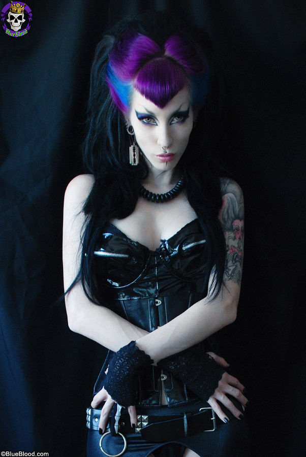 Goth girl Razor Candi exposes her firm breasts in ripped stockings ポルノ写真 #427181790 | Gothic Sluts Pics, Razor Candi, Fetish, モバイルポルノ