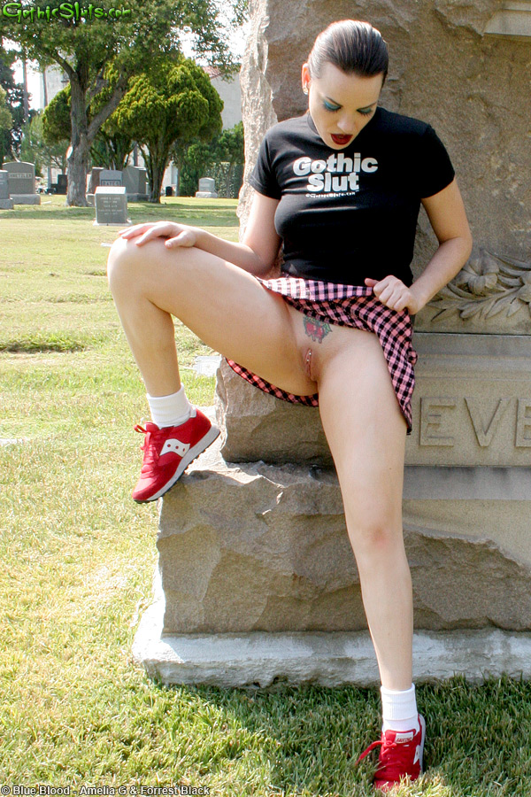 Solo girl Dana Dearmond wears sports red lips during no panty upksirts 色情照片 #427243541 | Gothic Sluts Pics, Dana Dearmond, Public, 手机色情