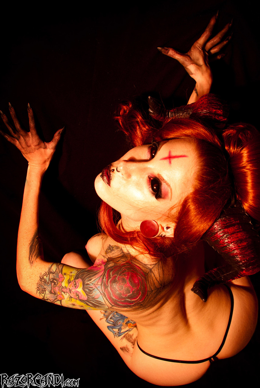 Devilishly Dark Gothic Fantasy Razor Candi foto porno #424178850