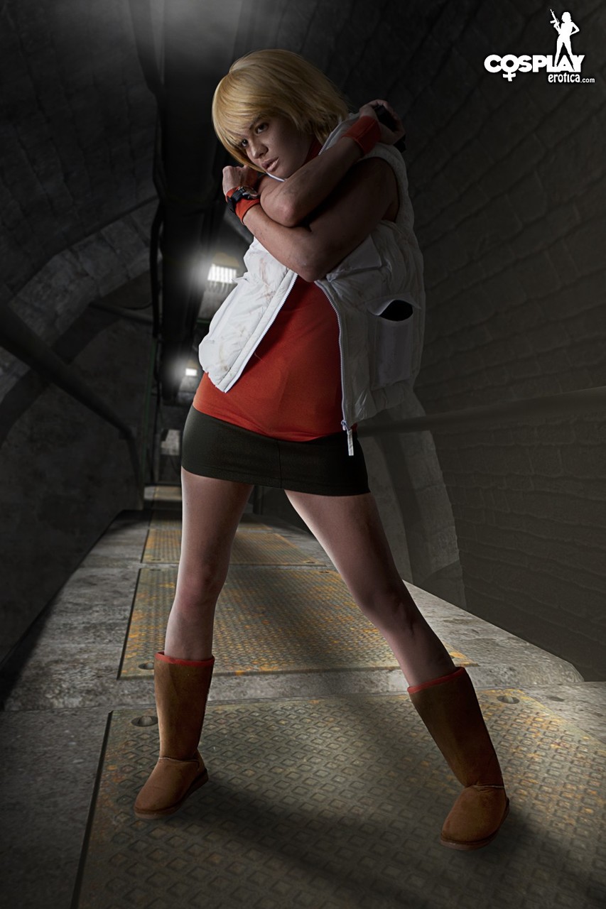Heather Mason Silent Hill 3 nude cosplay foto porno #423150932