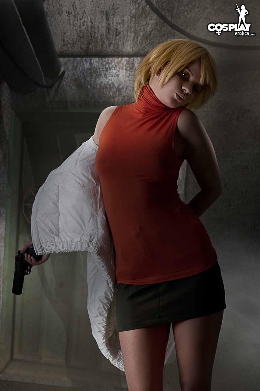 Heather Mason Silent Hill 3 nude cosplay порно фото #423150938