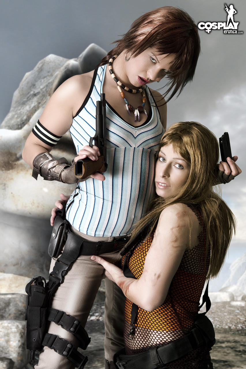 Sheva, Alice Resident Evil nude cosplay foto porno #423088388