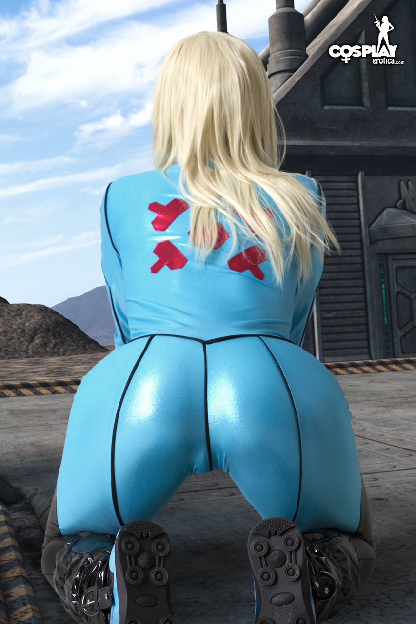 Hot blonde removes her latex cosplay outfit before holding her perfect ass ポルノ写真 #423262424 | Cosplay Erotica Pics, Cosplay, モバイルポルノ