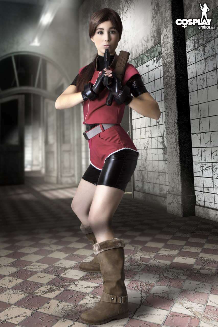 Cosplayer holds her bare ass after wielding a pistol in fingerless gloves photo porno #423111918