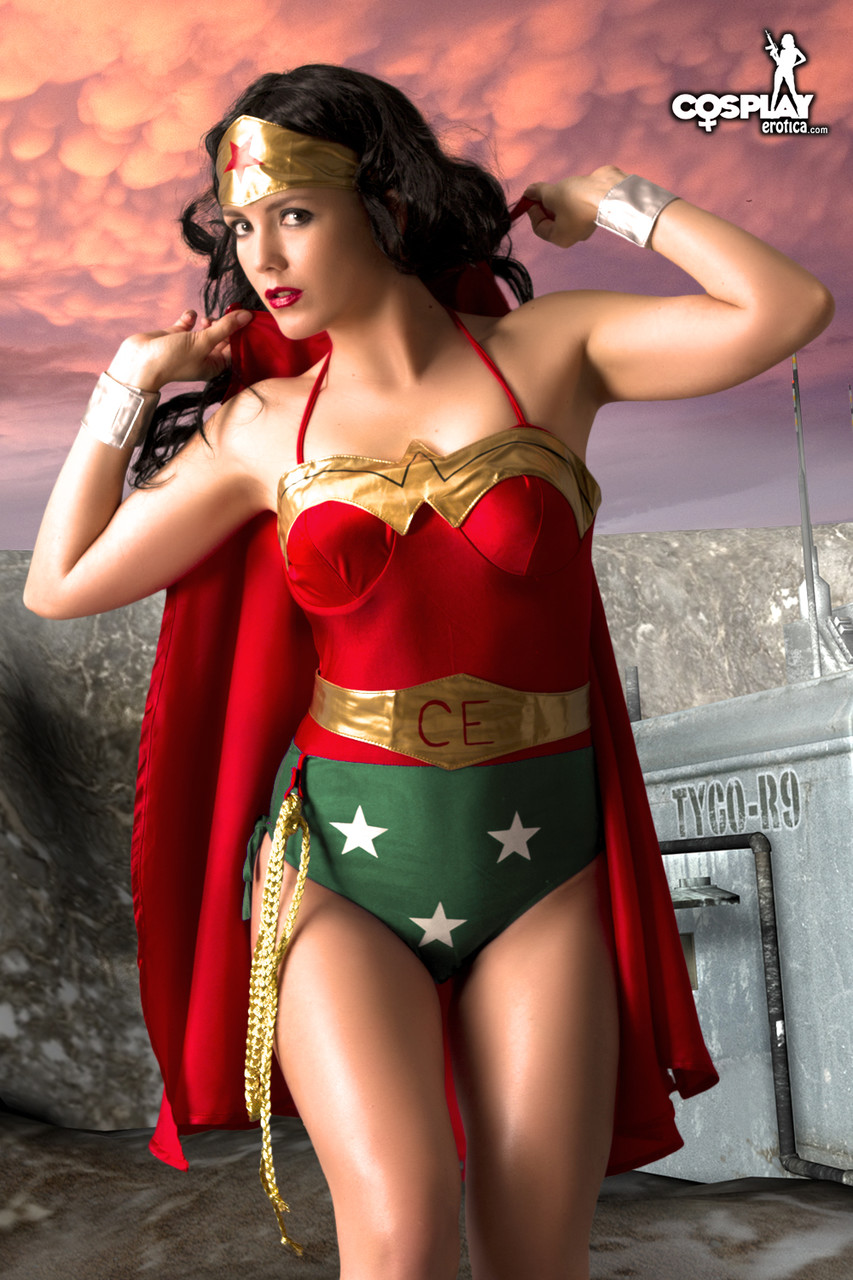 Beautiful brunette peels off her Wonder Woman outfit in a tempting manner porno fotoğrafı #423048589
