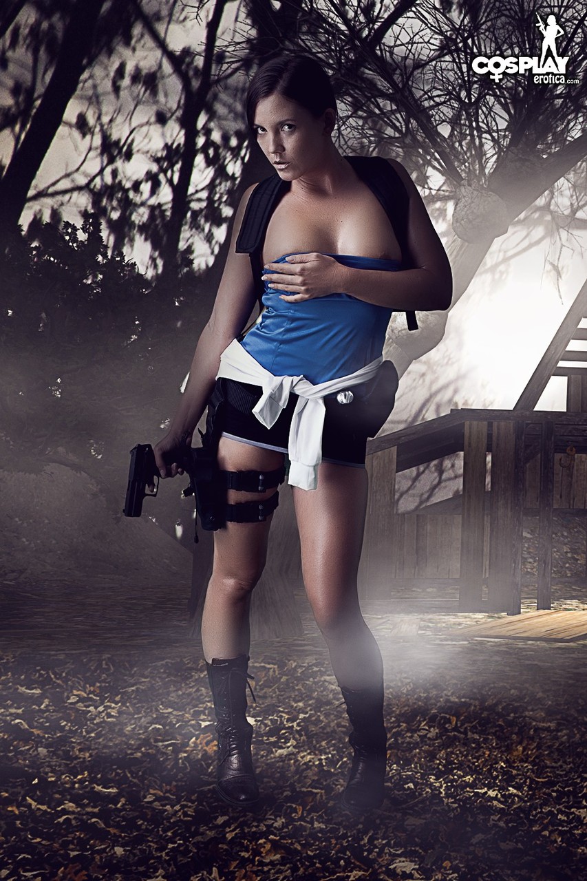 Jill Valentine Resident Evil nude cosplay foto pornográfica #423212135