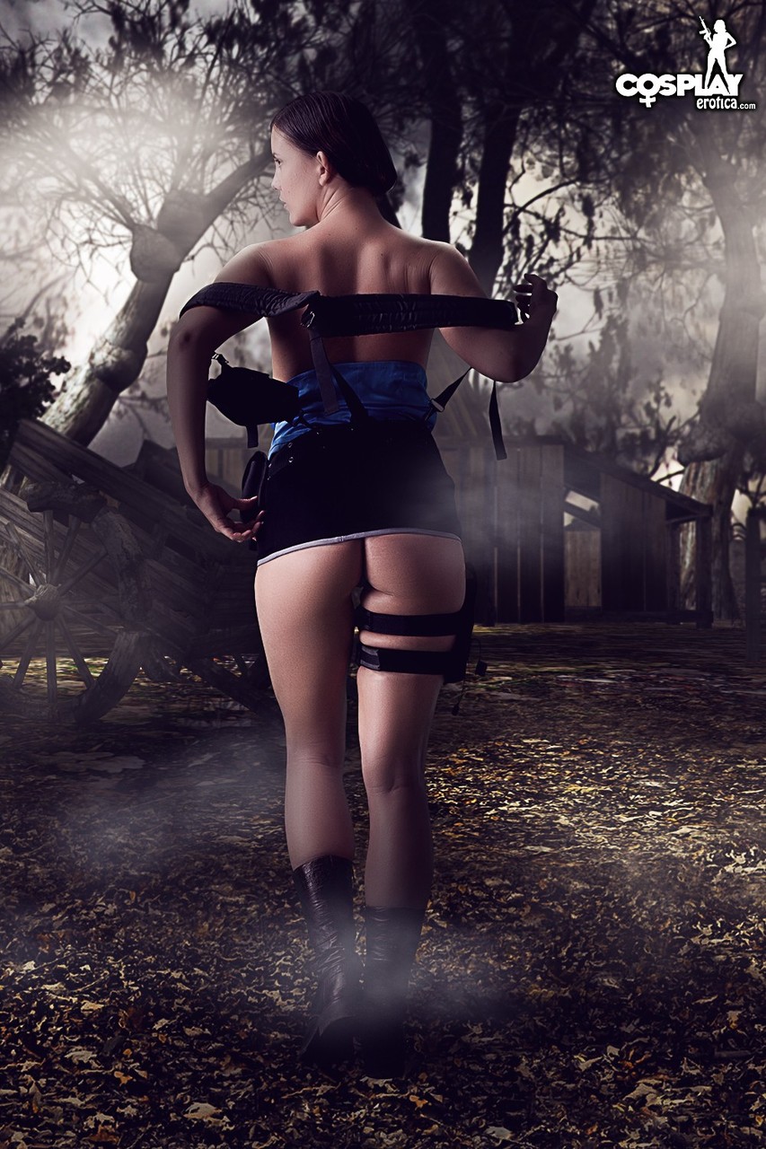 Jill Valentine Resident Evil nude cosplay foto porno #423212138