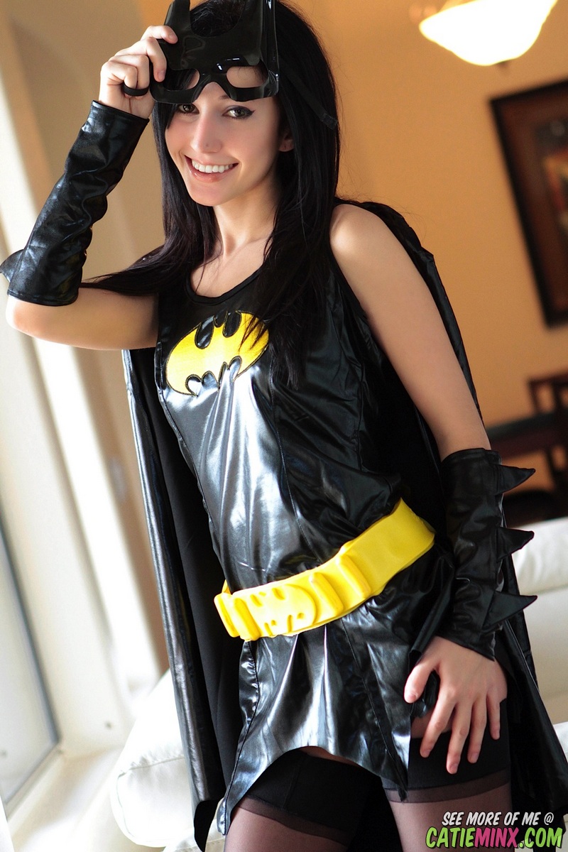 Dark haired chick Catie Minx takes off a Batman suit to model in the nude Porno-Foto #426944432
