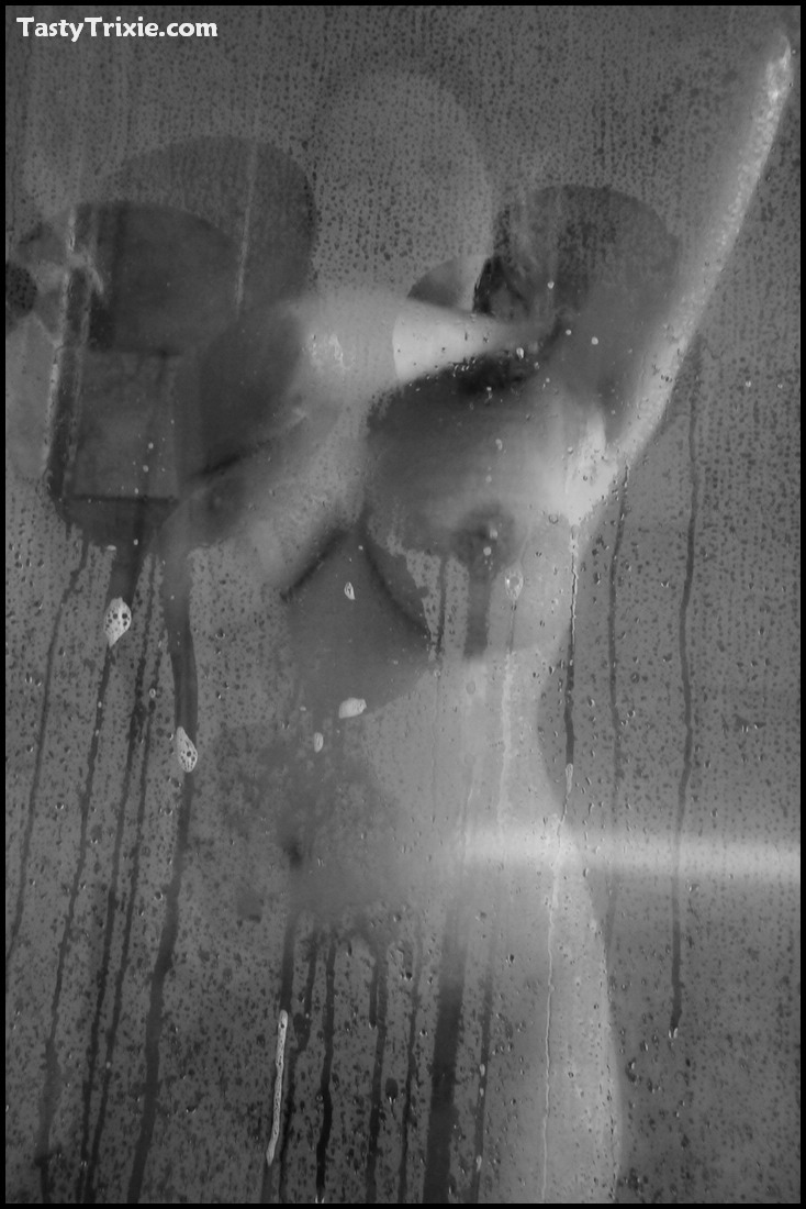 Mature amateur Tasty Trixie displays her great body while taking a shower zdjęcie porno #429023531 | Tasty Trixie Pics, Tasty Trixie, Shower, mobilne porno