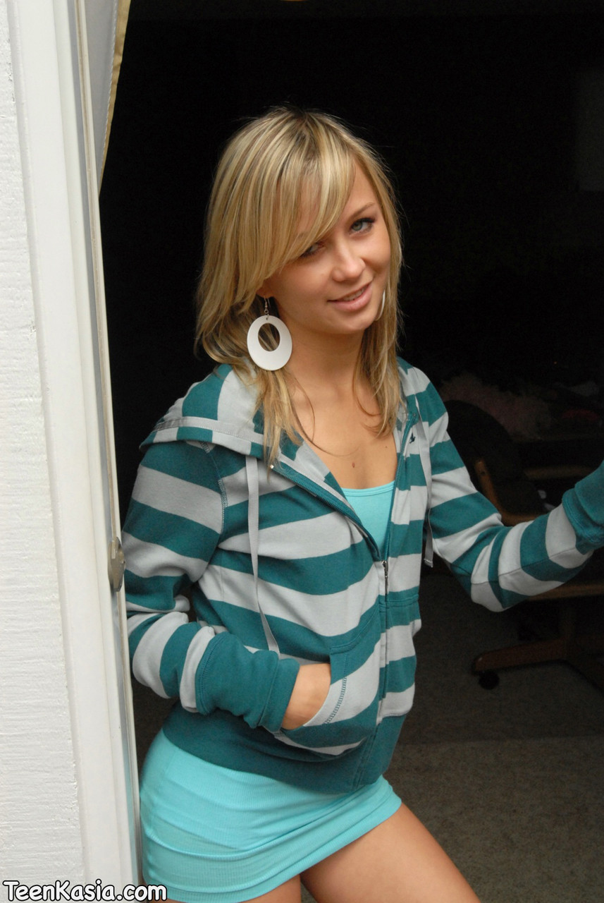 Young blonde girl Teen Kasia talkes off her cotton panties on back patio porno fotoğrafı #426366116