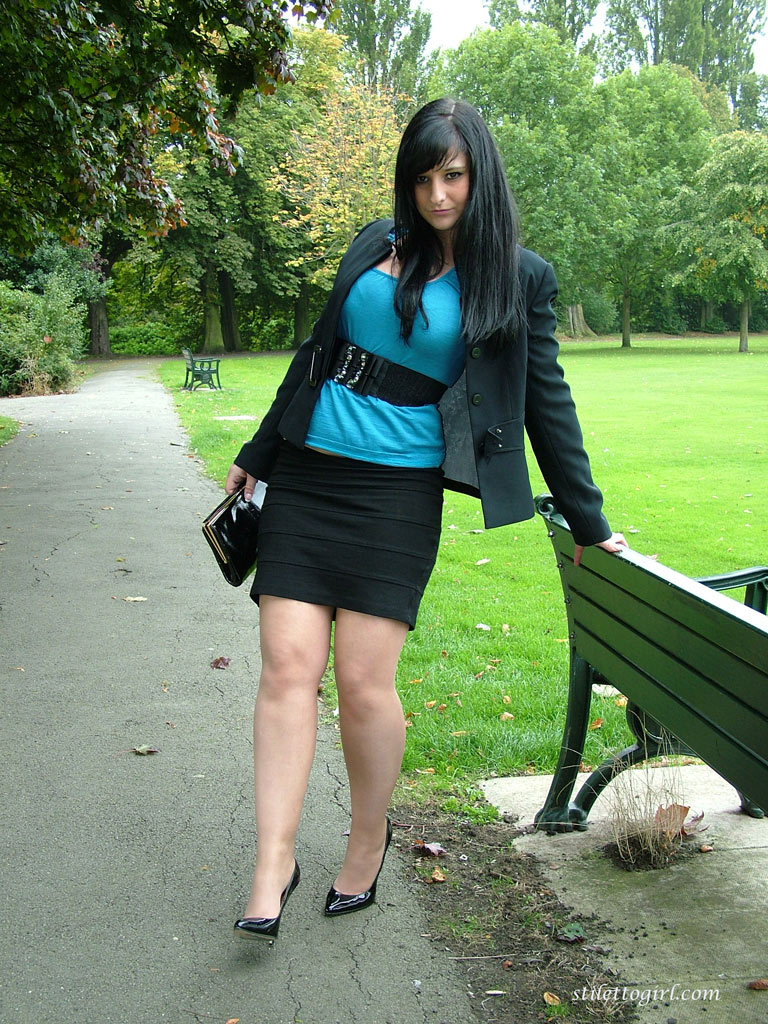 Fully clothed female dangles her stiletto heels from hose clad feet on a bench Porno-Foto #427764201 | Stiletto Girl Pics, Nicola Kiss, Non Nude, Mobiler Porno