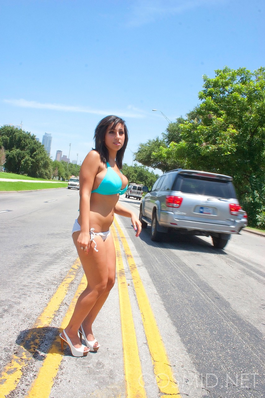 Brunette amateur Shami Halil models a bikini in the middle of a busy road foto porno #425507879