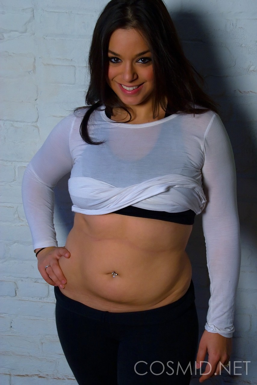 Sexy BBW Jasmyn St Claire gets undressed to flaunt her big floppy boobs foto porno #426996186