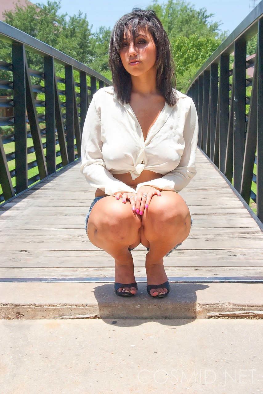 Hottie Shami Halil in booty shorts and white t-shirt posing in the sunshine порно фото #427307772 | Cosmid Pics, Shami Halil, Amateur, мобильное порно