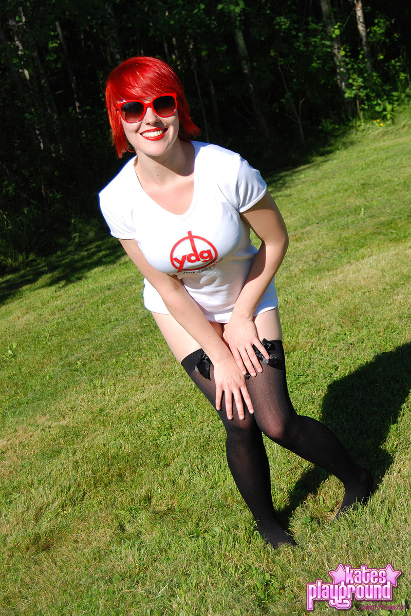 Redheaded amateur Sabrina soaks her white T-shirt out on a lawn in sunglasses photo porno #428696832