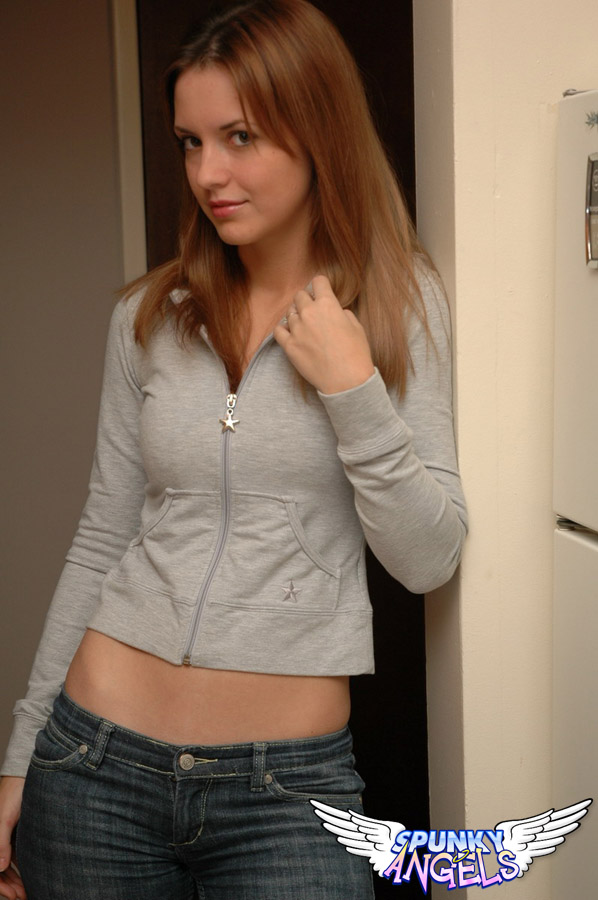 Amateur model with a pretty face poses non nude in denim jeans 色情照片 #425577526 | Spunky Angels Pics, Amy, Non Nude, 手机色情
