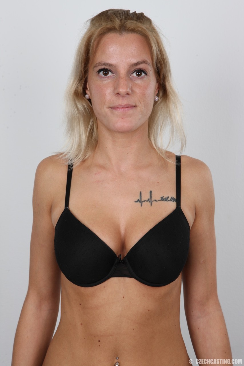 Tattooed amateur Sandra strips naked for her porn casting call tryout zdjęcie porno #422519686 | Czech Casting Pics, Sandra, Blonde, mobilne porno