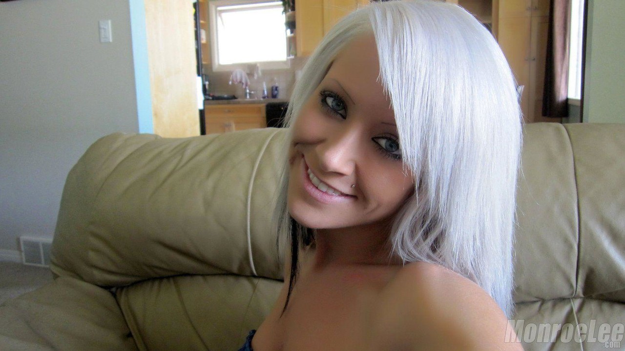 White haired slut Monroe Lee takes a selfie of her big tits and naked twat zdjęcie porno #427015149