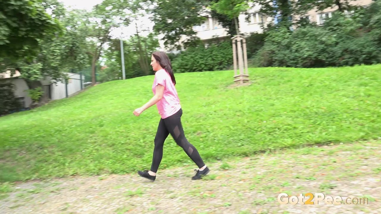 Hot brunette Samy dropping her pants and peeing by the path in the local park zdjęcie porno #428432486