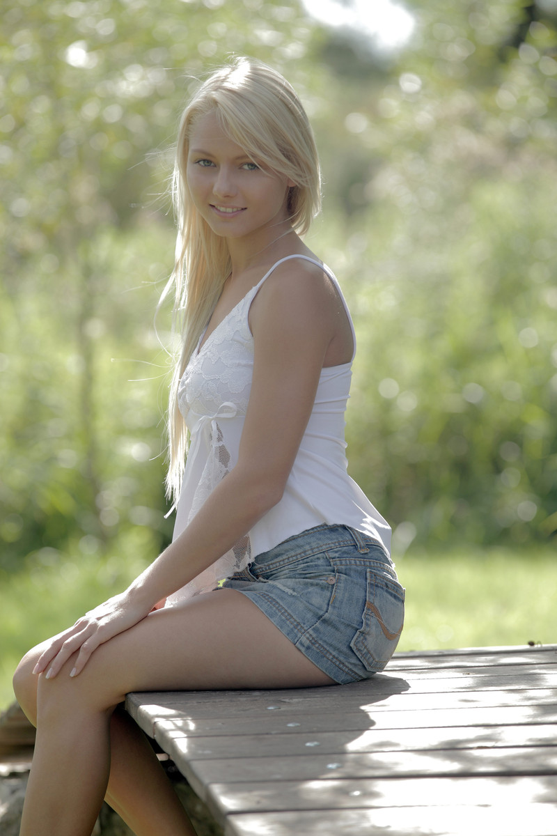 Sweet blonde Anneli in short skirt spreading wide open outdoor to show pussy foto porno #426840181