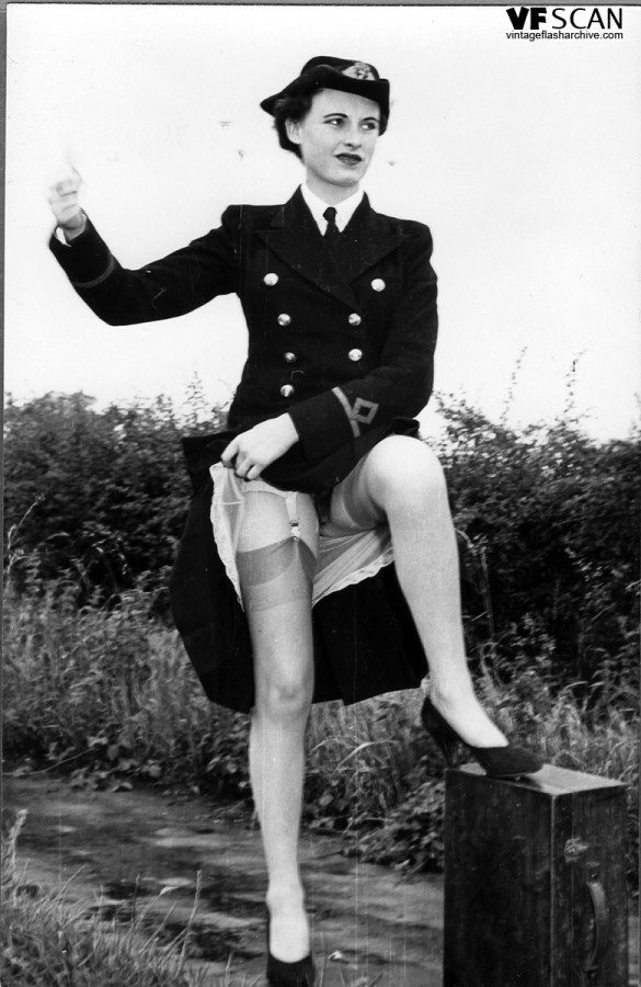 Gorgeous women for times gone by flaunting their hairy twats in vintage porno 色情照片 #427817116 | Vintage Flash Archive Pics, Uniform, 手机色情