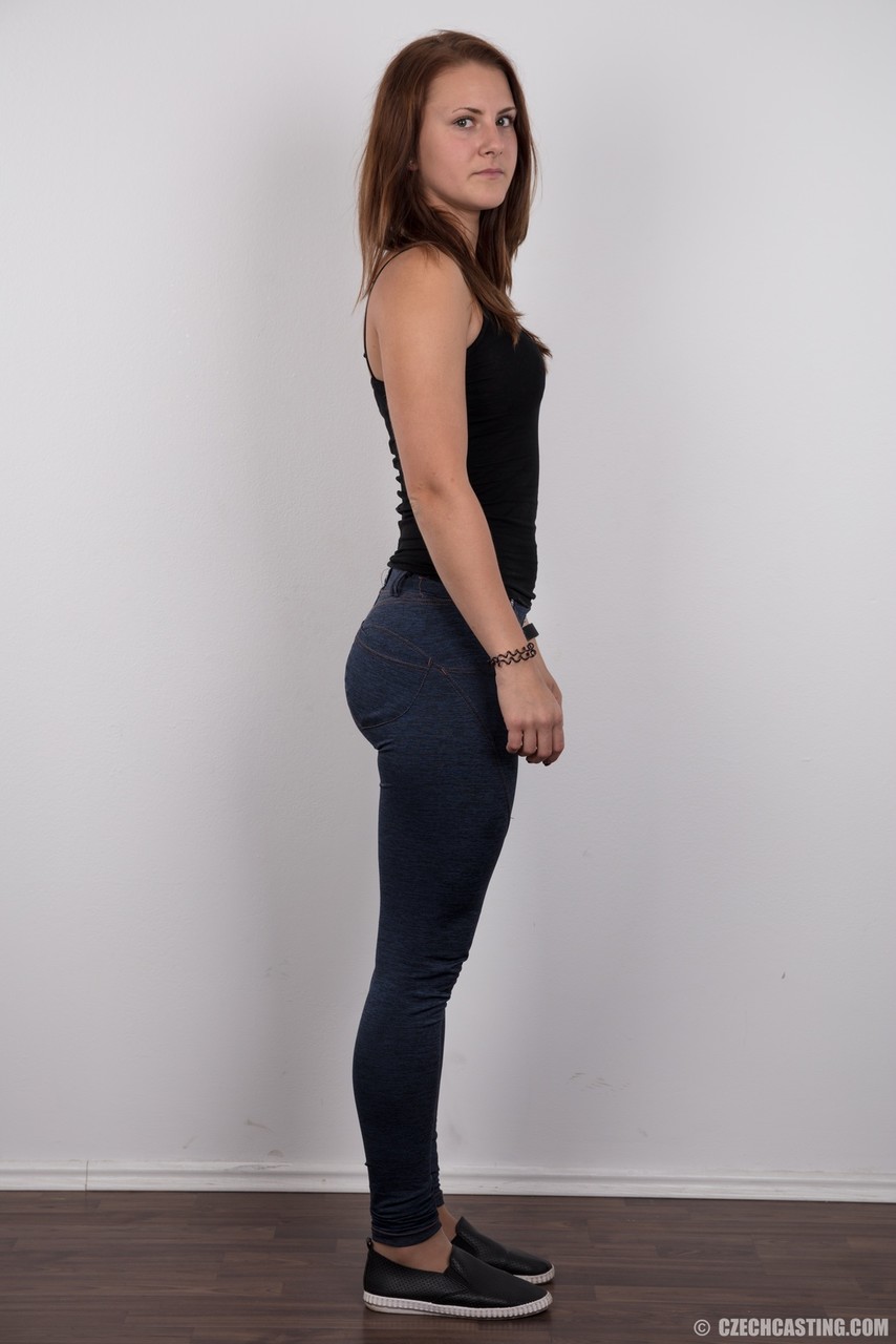 Slender amateur model Kristyna removes her jeans to show her slim body naked porno fotoğrafı #424769649