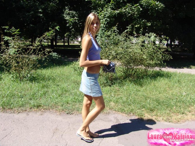 Amateur girl partakes in no panty upskirt action in a public park photo porno #425414969