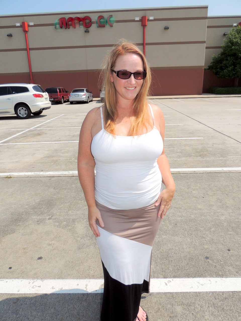 Amateur BBW Dee Siren flashes in a mall parking lot before masturbating photo porno #428144178