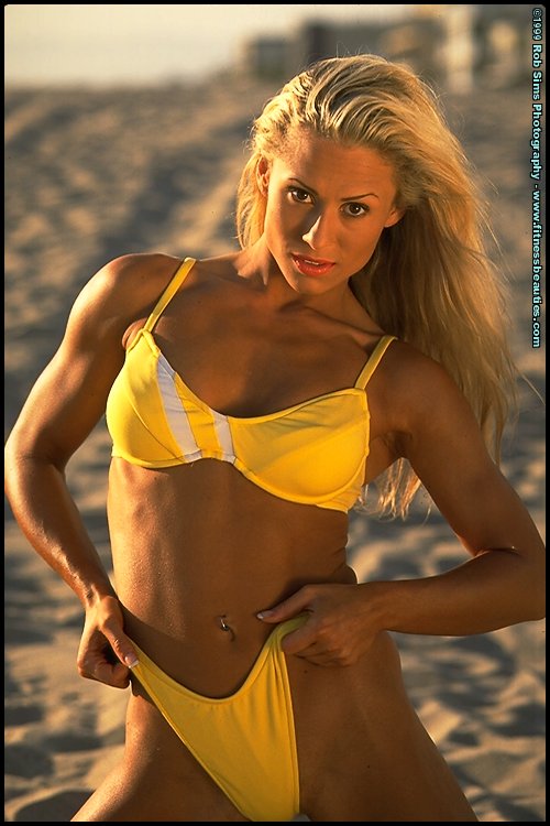 Fitness Beauties Girls Day at the Beach foto porno #426857166