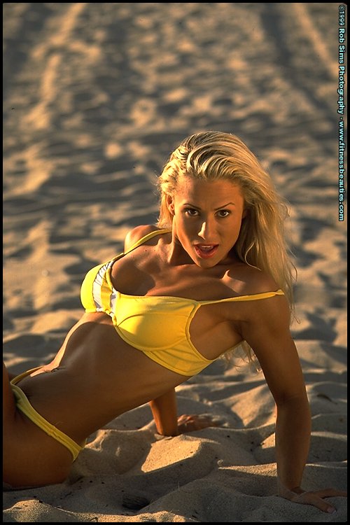 Fitness Beauties Girls Day at the Beach foto porno #426523790