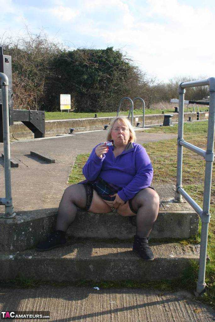 Obese Older Woman Lexie Cummings Exposes Tits And Twat In A Public Park