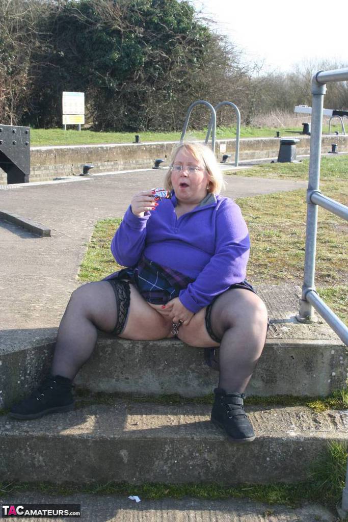 Obese Older Woman Lexie Cummings Exposes Tits And Twat In A Public Park